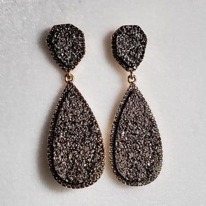 EARRINGS, DAZZLING BLACK DRUSY